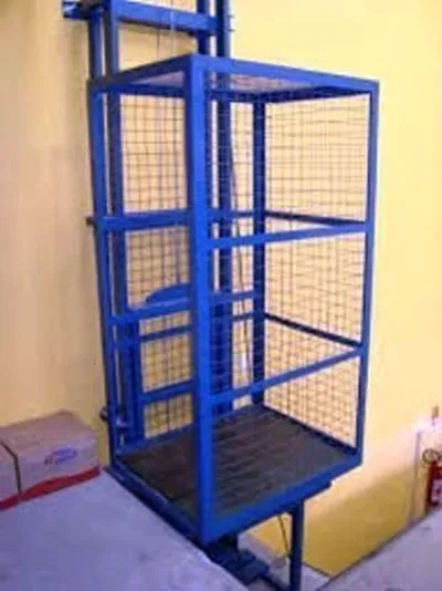 Elevador De Carga Pequeno