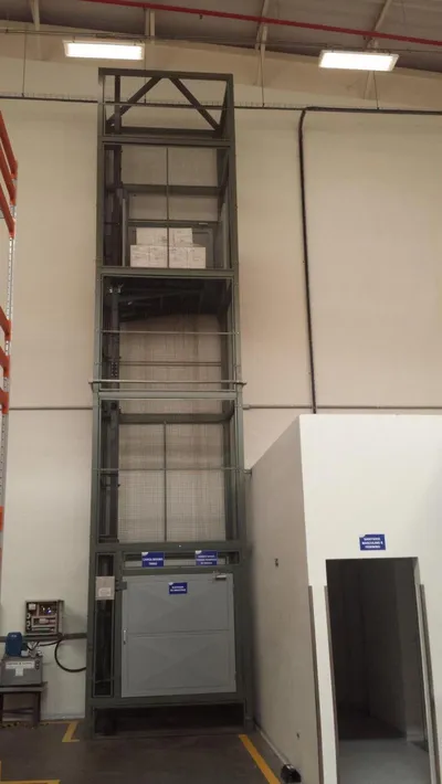 Elevador Monta Carga