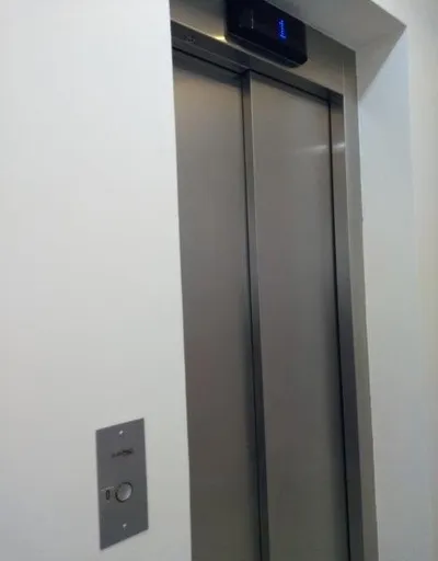 Elevadores Elétricos De Passageiros