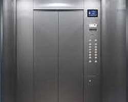 Manutenção e modernização de elevadores