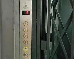 Fornecedor elevador industrial
