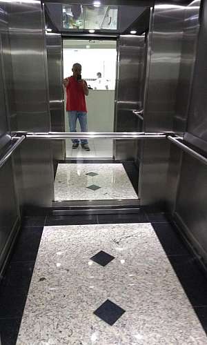 Elevador social Elevador social