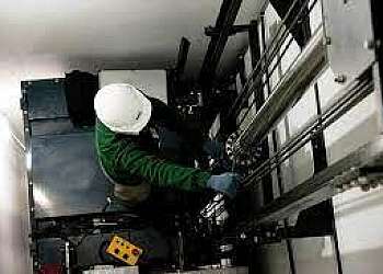 Manutenção de elevadores hidráulicos Manutenção de elevadores hidráulicos