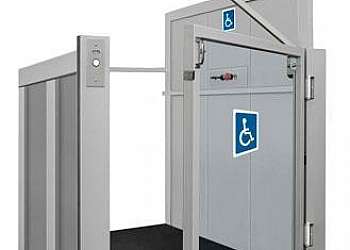 Manutenção de plataforma para cadeirante Manutenção de plataforma para cadeirante