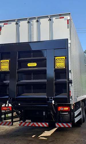 Plataforma elevatória carga e descarga Plataforma elevatória carga e descarga