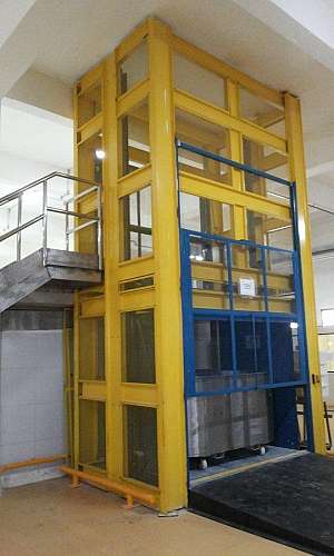 Preço monta carga industrial Preço monta carga industrial